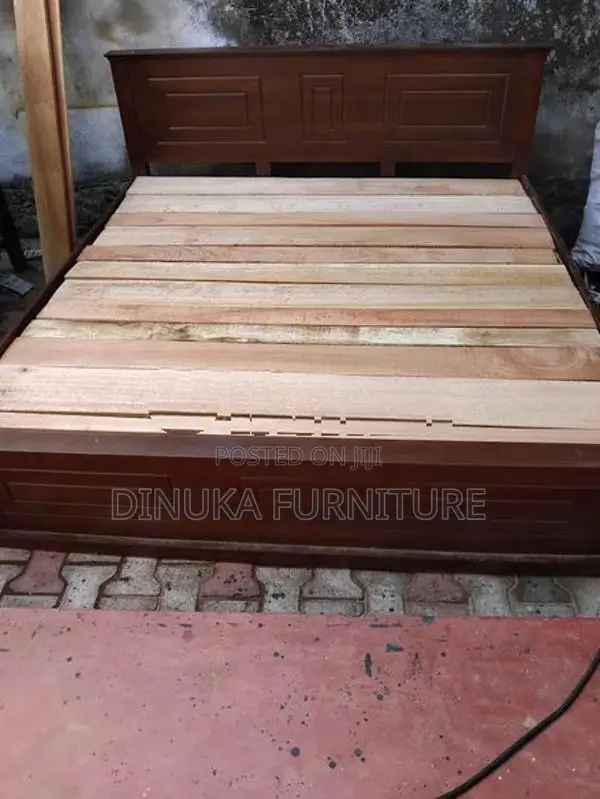 Teak Bed 6ft *6ft
