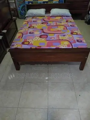 Bed 6ft *4ft
