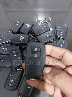 Toyota Vitz Smart Key