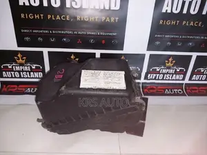 Toyota Carina AT 211 Air Cleaner Box