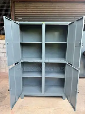Modern 6x4 Workmanship Locker