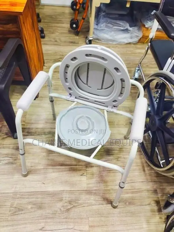 Commode Chair Height Adjustable