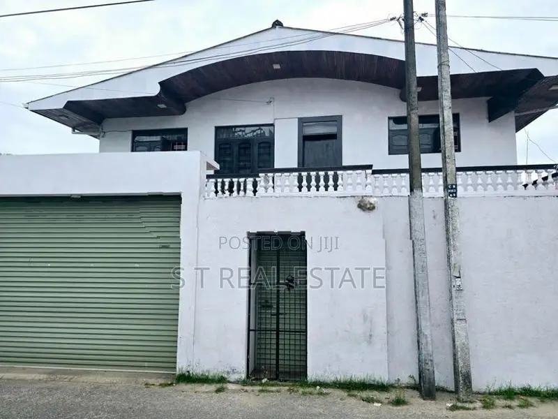 06BR Two Story House For Sale In Nawala
