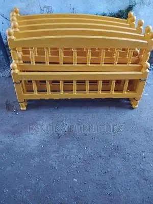 Attonia Bed