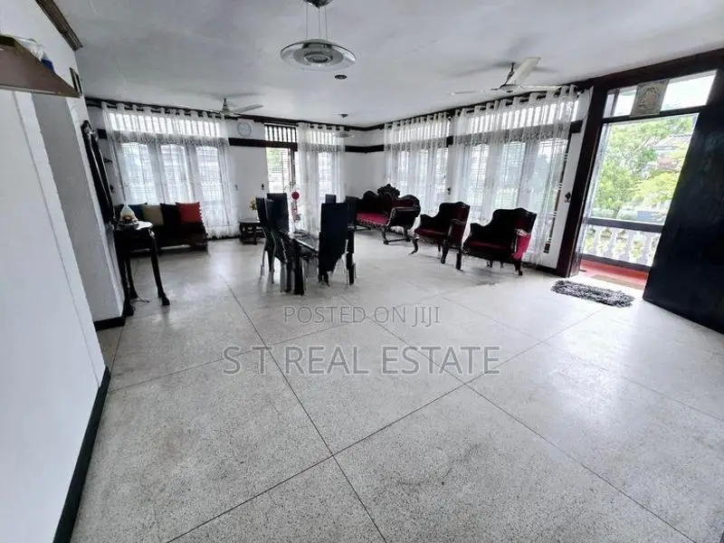 06BR Two Story House For Sale In Nawala