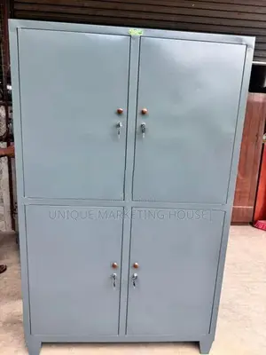 Modern 6x4 Workmanship Locker