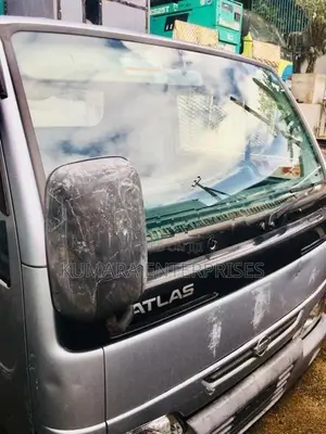 Atlas 12 v Cabin