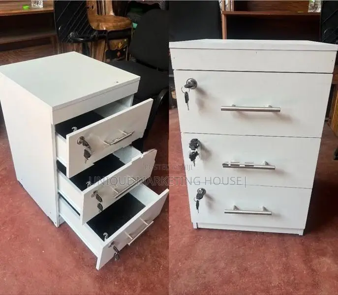 Modern 3 Drawer Lockable Cupboards