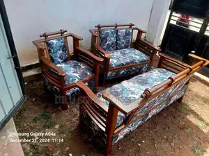 Sofa Set 3.2.1 Cushion with Glass Coffee Table