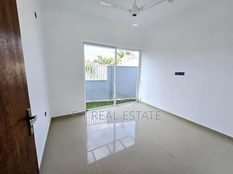 Newly Build Luxury Three Story House For Sale In Rathmalana