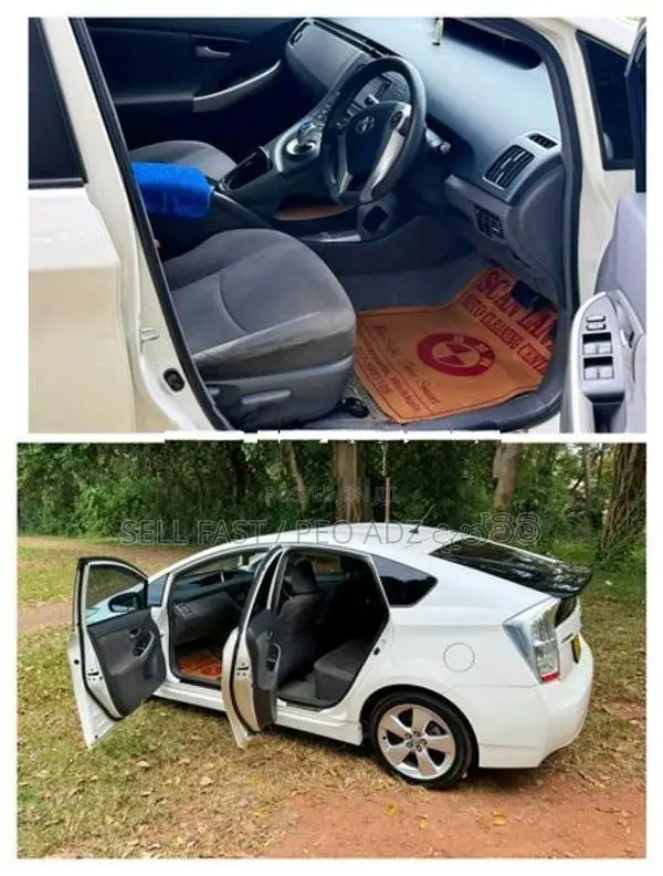 Toyota Prius S Touring 2012