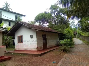 Kamburugamuwa 7 Perches Commercial Land for Sale