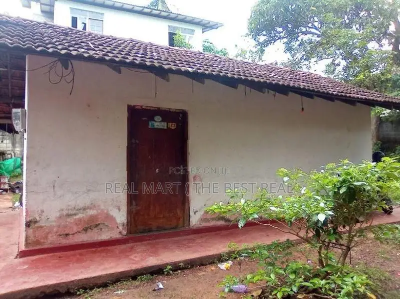 Kamburugamuwa 7 Perches Commercial Land for Sale