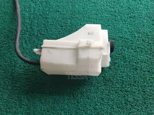 Nissan March K12 Radiator Overflow Tank