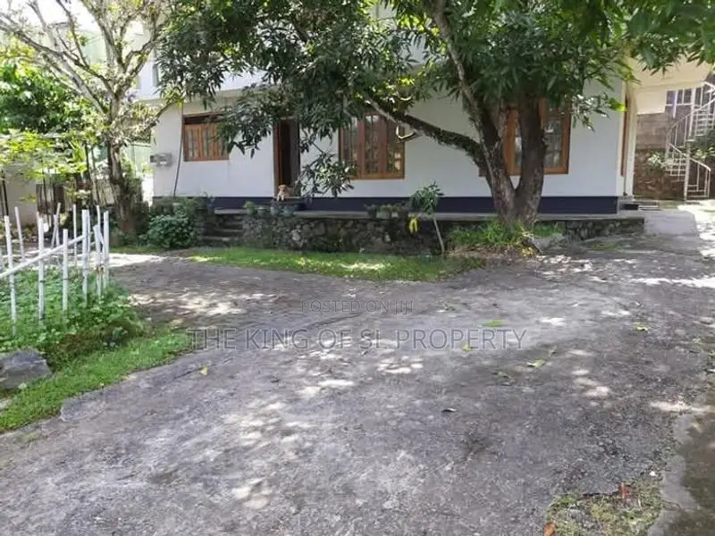 House for sale in Rajagiriya