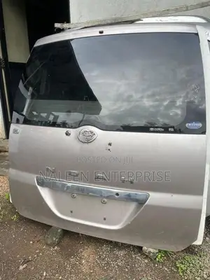 Toyota Noah AZR60 Dicky Door