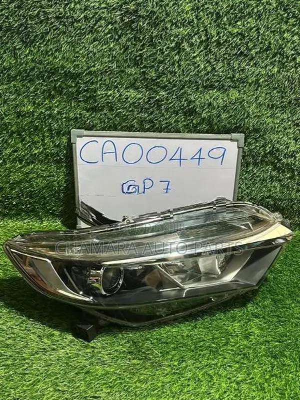Honda Fit Shuttle (GP7) Head Light