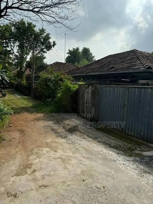 House for sale in Colombo 05