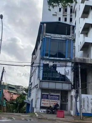 Colombo 5 : 4,800sf Commercial Building for Rent