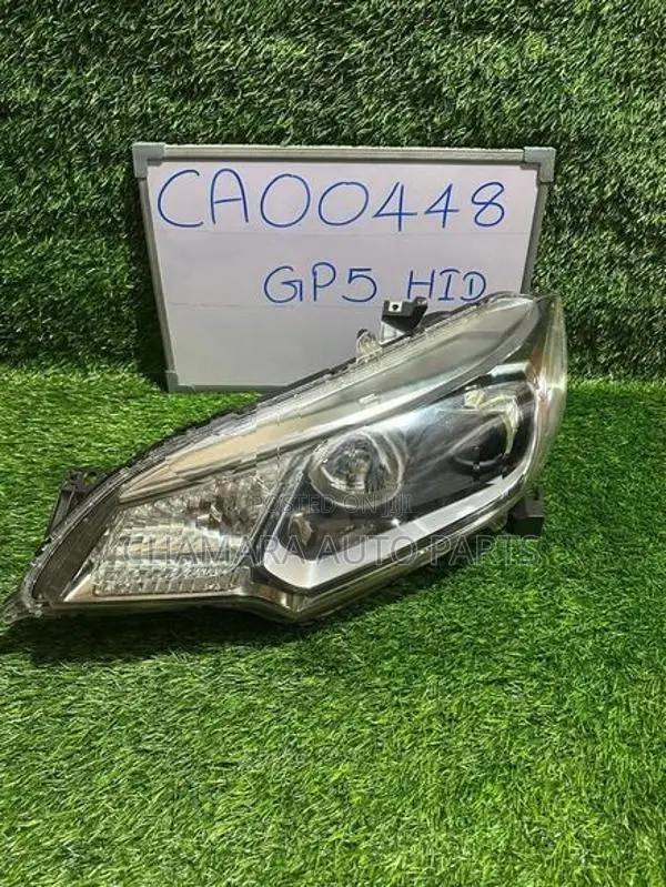 Honda Fit (GP5) Head Light