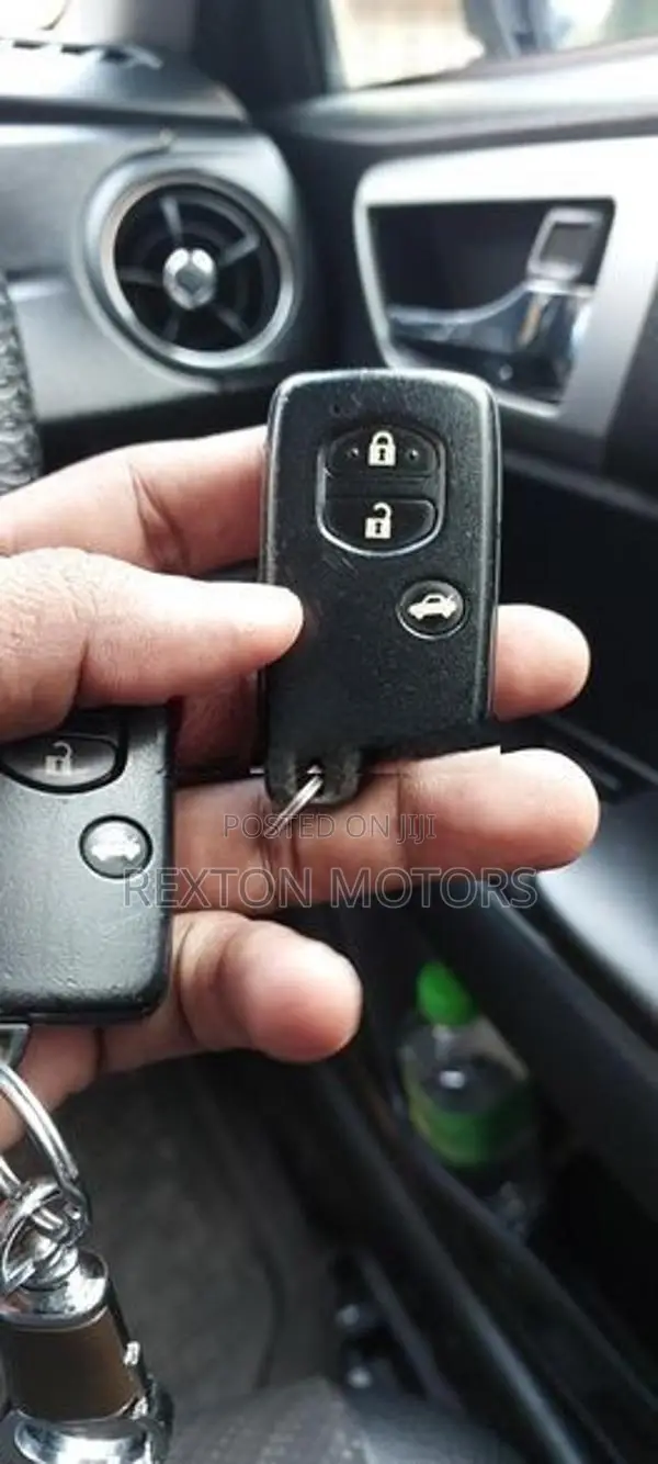 Toyota Axio Smart Key