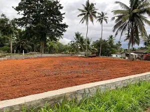 නොනිදන දබුල්ල පාරෙන්ම වයාපාරයට සුපිරි ඉඩමක්