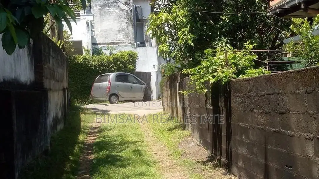 22.3P Bare Land for Sale in Shalawa road, Embuldeniya, Nugegoda