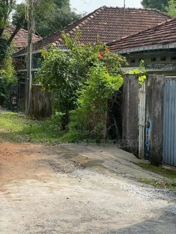 House for sale in Colombo 05