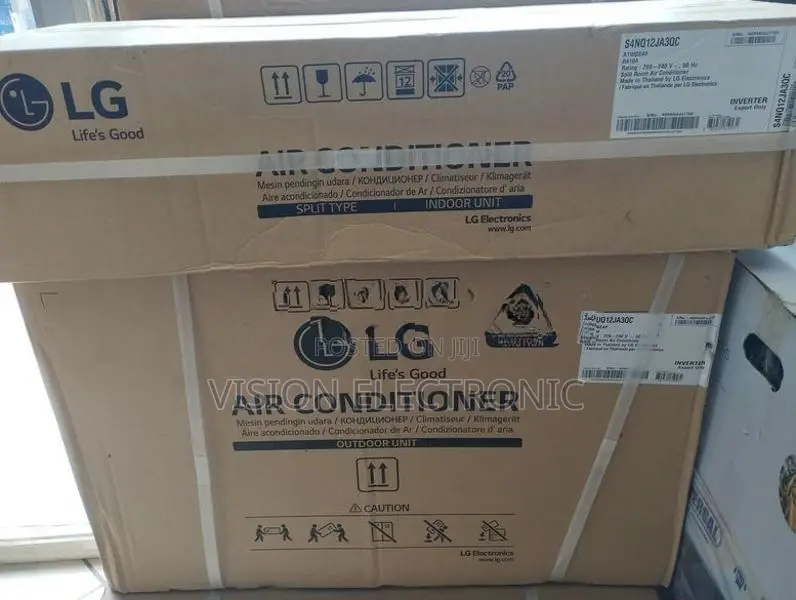 LG 12000BTU Dual-Inverter Air Conditioner