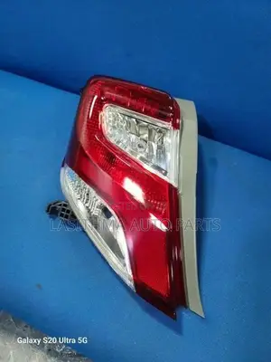 Toyota 2016 vits ksp 130