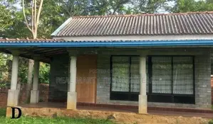Embilipitiya : New 15 BR Lake Front Beautiful Hotel For Sale