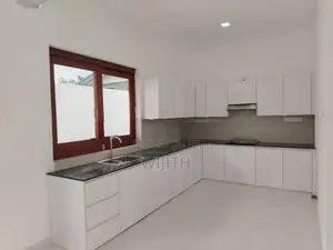 Super 3 Storey House for Sale in Kottawa