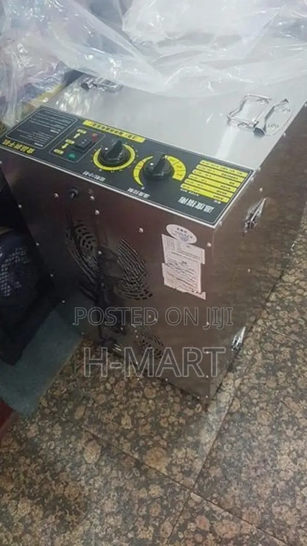 ආහාර විජලන යන්ත්‍රය ( Dehydrator )
