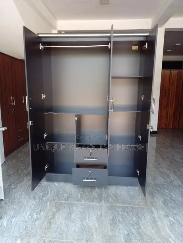 Modern 3D Black Melamine Classic Camiliya Wardrobe