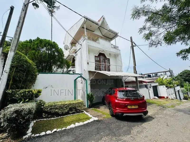 (IP579) LUXURY HOUSE FOR SALE IN MOUNT LANINIA.