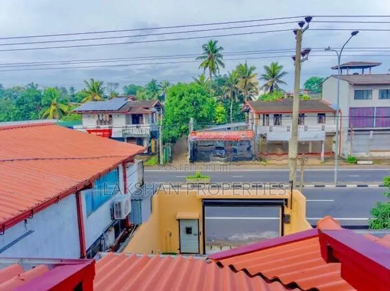 Luxury Three Story House For Sale In Boralesgamuwa werahera