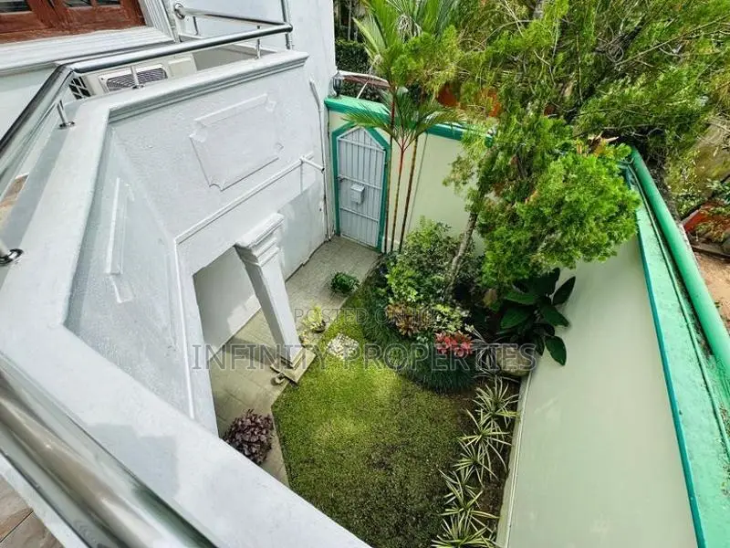 (IP579) LUXURY HOUSE FOR SALE IN MOUNT LANINIA.