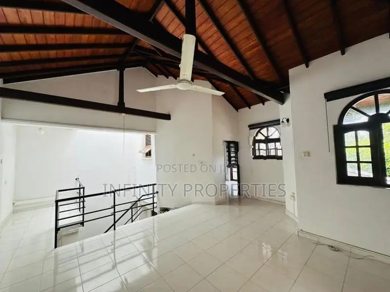 (IP579) 02 Story House with 15 P sale At Alhena Road Maharagama