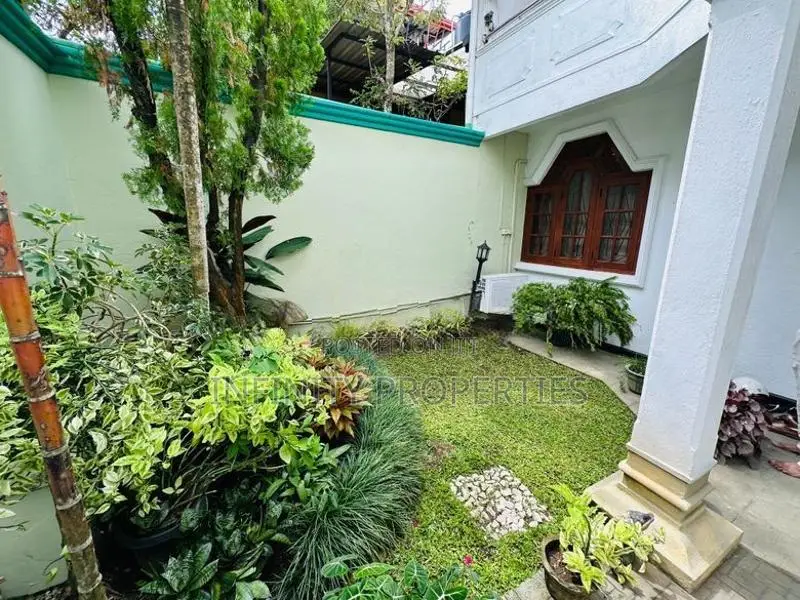 (IP579) LUXURY HOUSE FOR SALE IN MOUNT LANINIA.