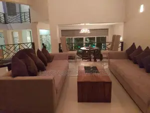 Luxury House For Sale In Kohuwala