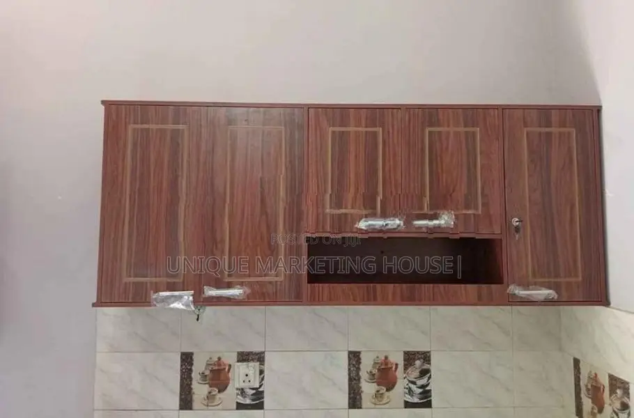 Modern 5ft R/m Design Pantry Cupboard