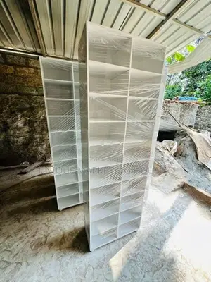 Modern 6ft 20pcs White MDF Smart Racks