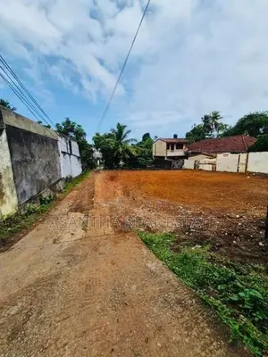 13 P Land for Sale Facing Anderson Rd Kalubowila, Dehiwala
