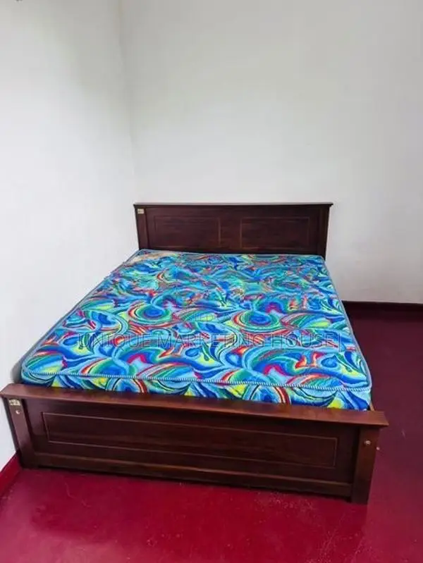 Modern Teak 6x5 Queen Bed