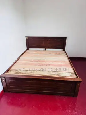 Modern Teak 6x5 Queen Bed