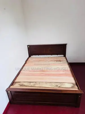Modern Teak 6x5 Queen Bed