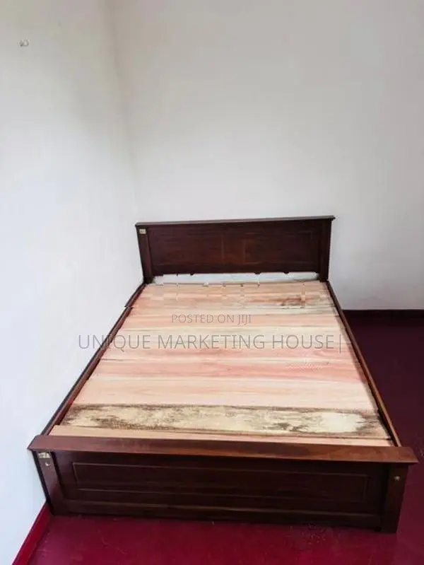 Modern Teak 6x5 Queen Bed