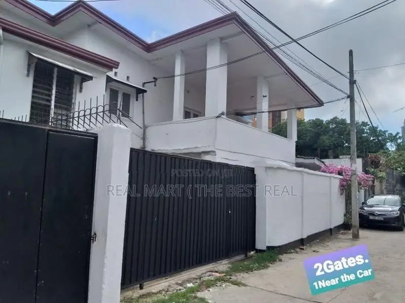 Colombo 6 : 6BR (12.7P) Luxury House for Sale at Maya Avenue
