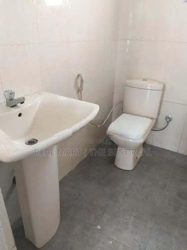 Colombo 6 : 6BR (12.7P) Luxury House for Sale at Maya Avenue