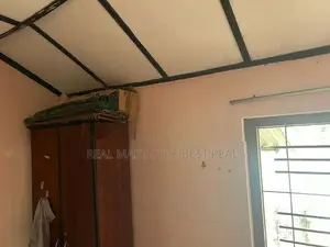 Colombo 15 : 3 bedrooms (8.3P) House for Sale at Modara